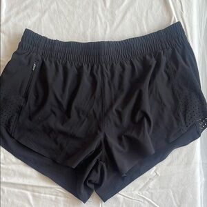 Athleta Hustle 3” Short